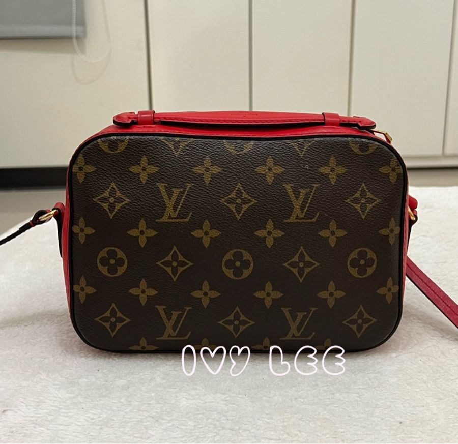 LV M43556經典Saintonge系列帆布印花流蘇鑲飾牛皮飾邊 手提包 斜背包 肩背包 相機包 罌粟紅色 二手精品-1