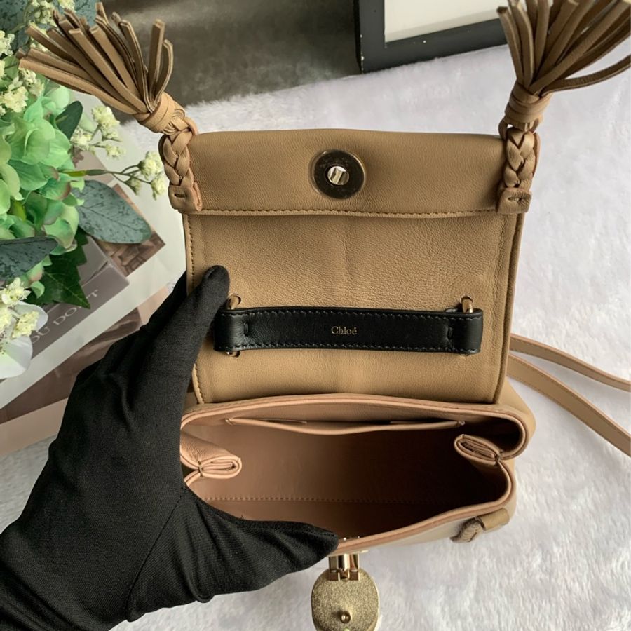 CHLOE Penelope 小羊皮及小牛皮迷你翻蓋二用包(陶土棕)-6