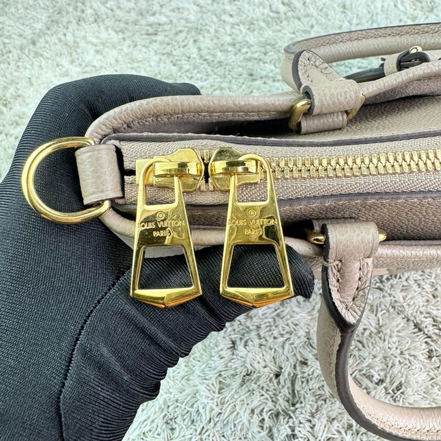 LV M46585 Trianon PM 肩背包 手提包 斜背包 斑鳩灰色 / 奶油色-21