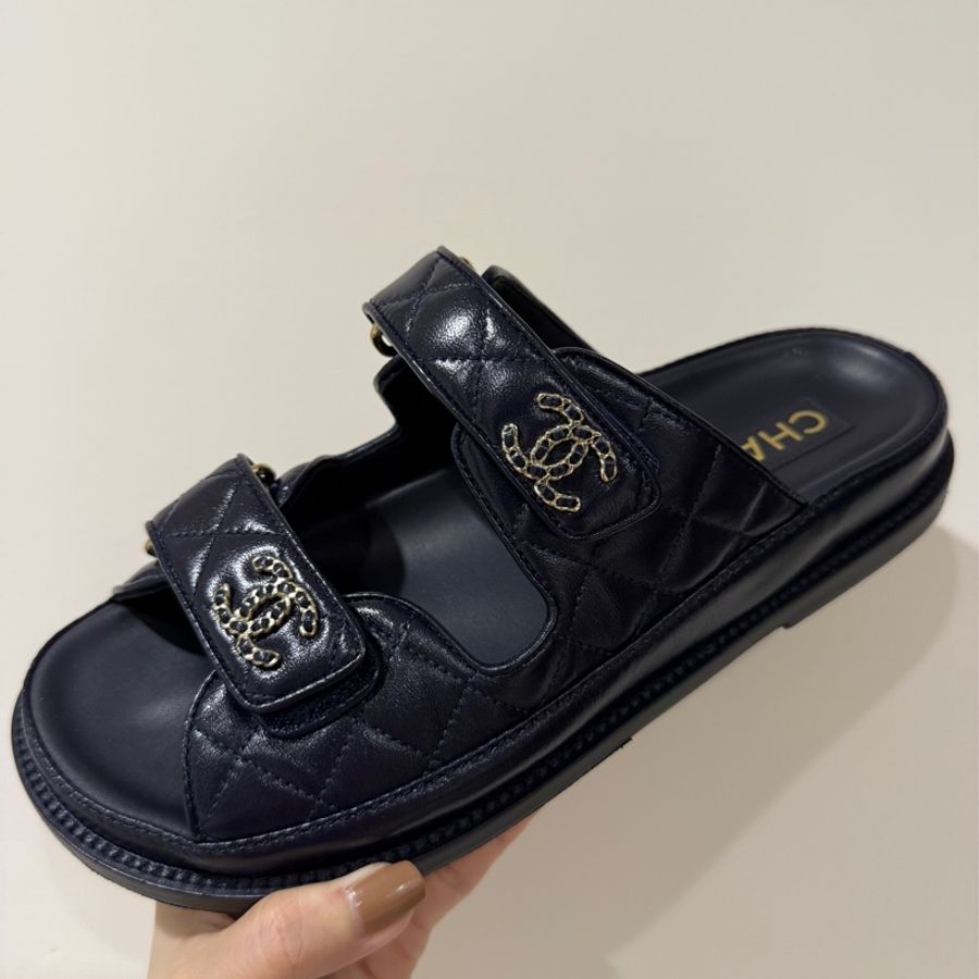 Chanel *經典皮穿鍊*香奈兒沙灘拖鞋*深藍-5