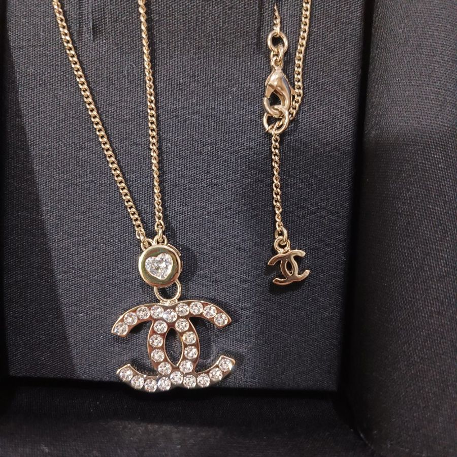 Chanel 24K愛心雙面水鑽雙C Logo項鍊-2