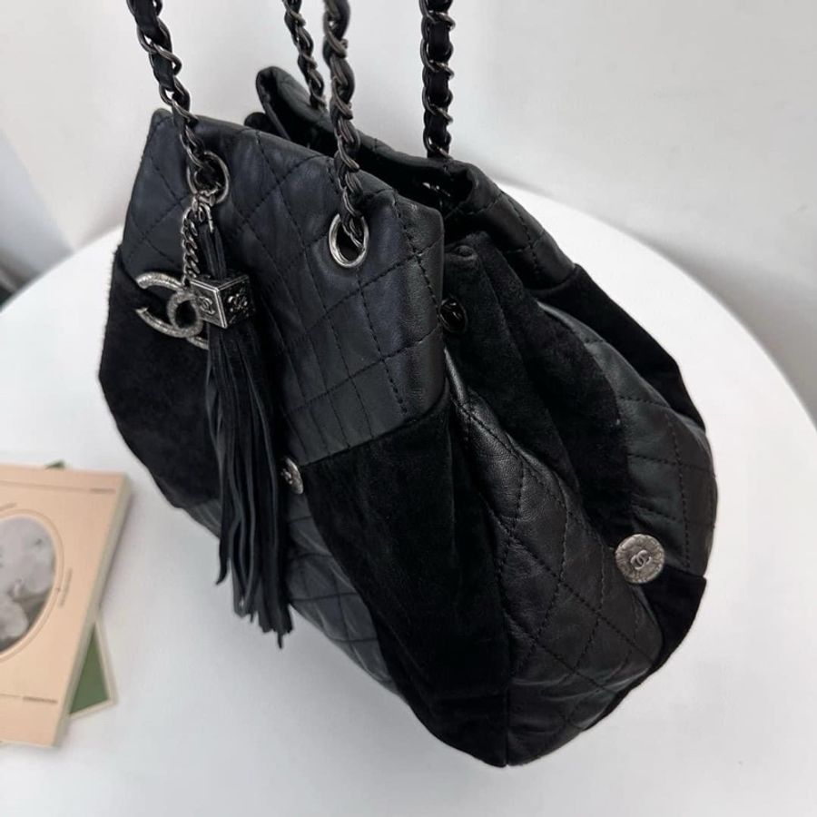 Chanel 黑銀拼皮水桶肩背包-8