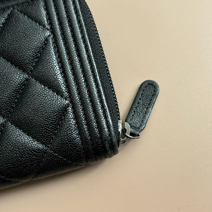 ::CHANEL:: 復古銀扣BOY拉鍊 黑荔枝紋長夾-3