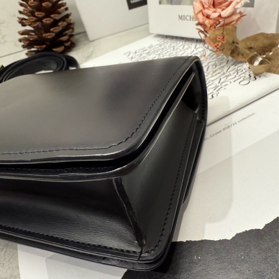 🌟CELINE 思琳|Classic BOX mini 黑復古金 黑金豆腐包🌟-7
