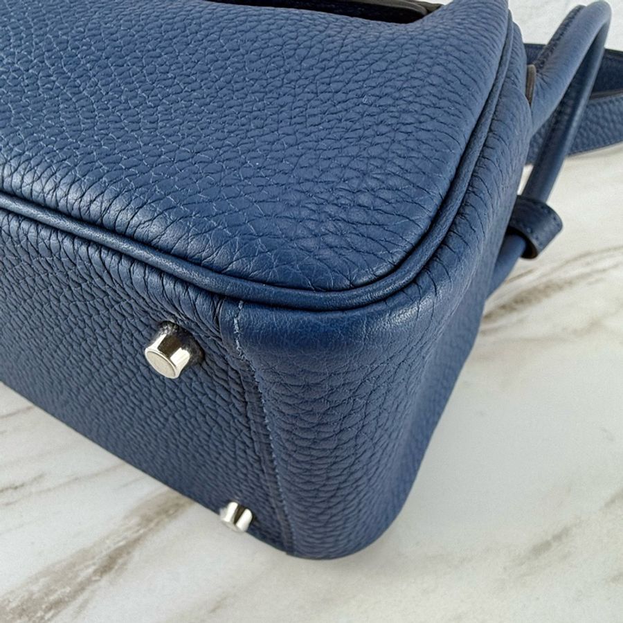 Hermès mini Lindy 深藍色銀釦-9