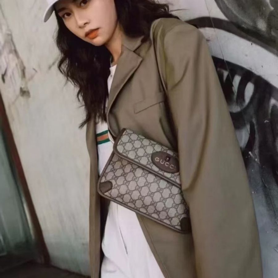 Gucci 經典虎頭腰包男女同款 全新 尺寸:24x17cm-3