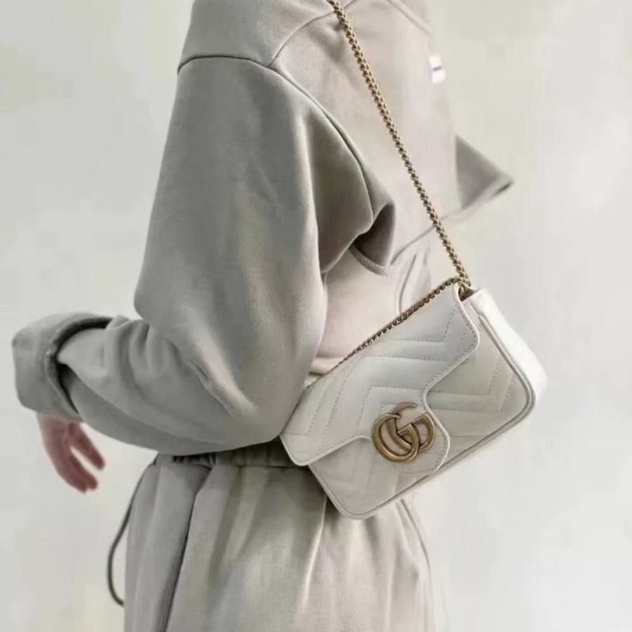 全新GUCCI 白色/黑色迷你斜背包-1