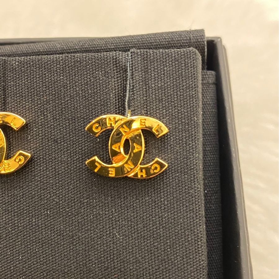 全新|Chanel經典雙C金耳環-0