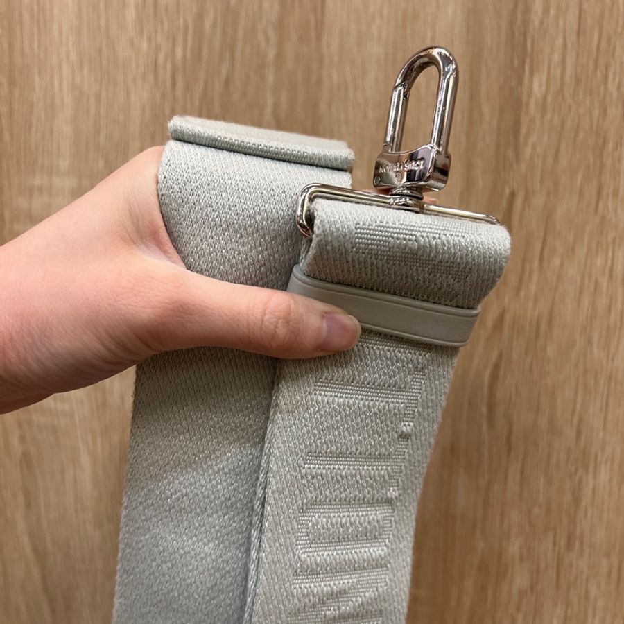LV 礦物灰牛皮S-Lock銀釦手提斜背包M23152-16