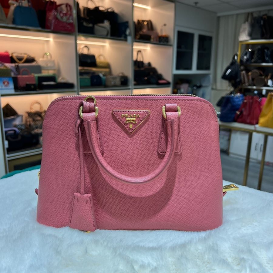 PRADA saffiano mini Dome bag 普拉達 迷你貝殼包 XA012-1