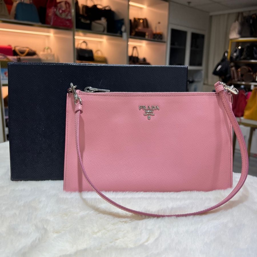 PRADA SAFFIANO Zip pouch 普拉達 拉鍊 腋下包 X481-0