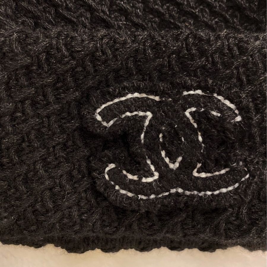 ► 全新 Chanel▪️黑白雙C logo針織毛帽▫️-1