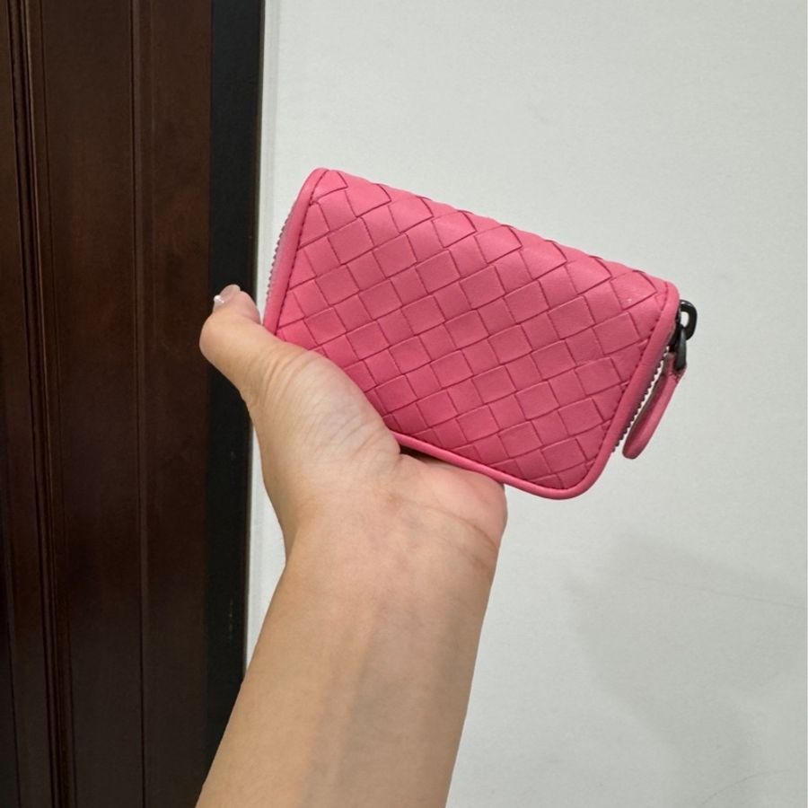 BV Bottega Veneta 粉 零錢包 信用卡 卡包 錢包 卡夾 ㄇ拉 短夾-7