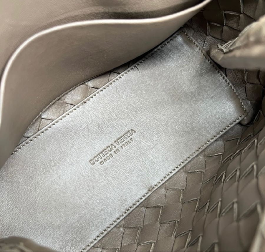 Bottega Veneta Small Andiamo 棕色(栗子色)斜背/肩背包-26
