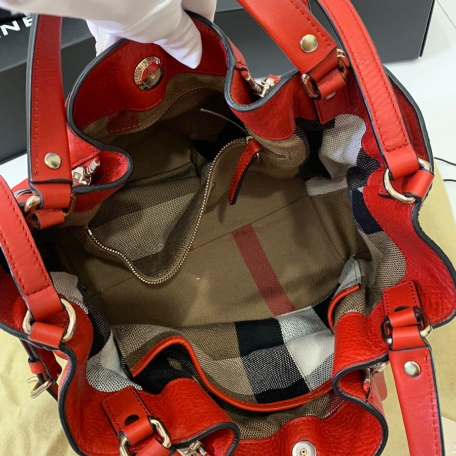 BURBERRY 紅 經典格紋 拼接束口 手提包 肩背包 公事包 斜背包 側背包-19
