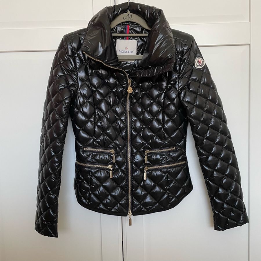 moncler騎士風修身款羽絨外套-0