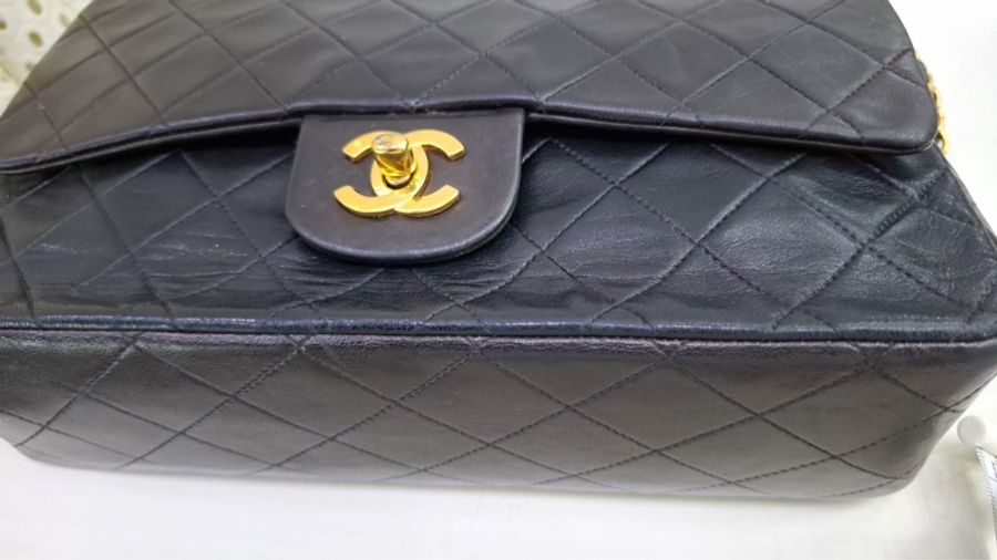 Vintage Chanel 2.55 Classic  Flap Bag-11