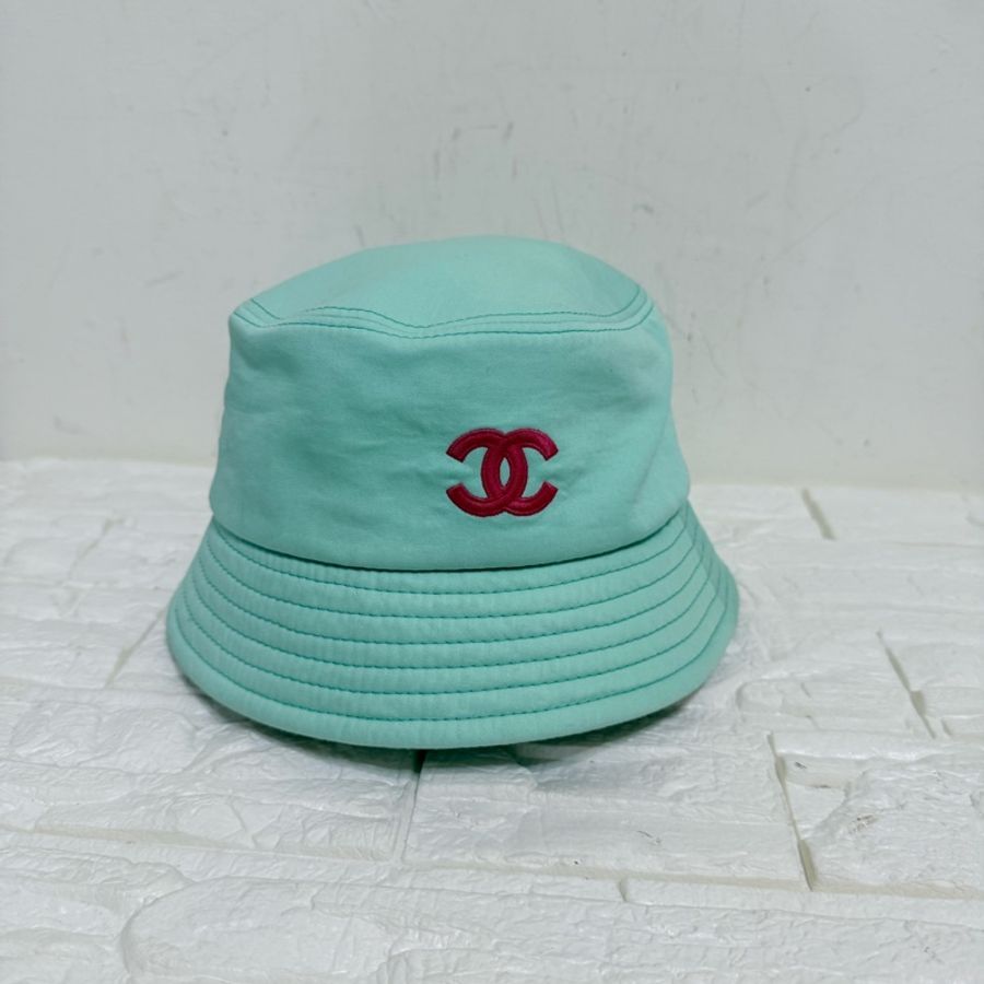 近全新Chanel 尼龍布漁夫帽(M號)🥳-7