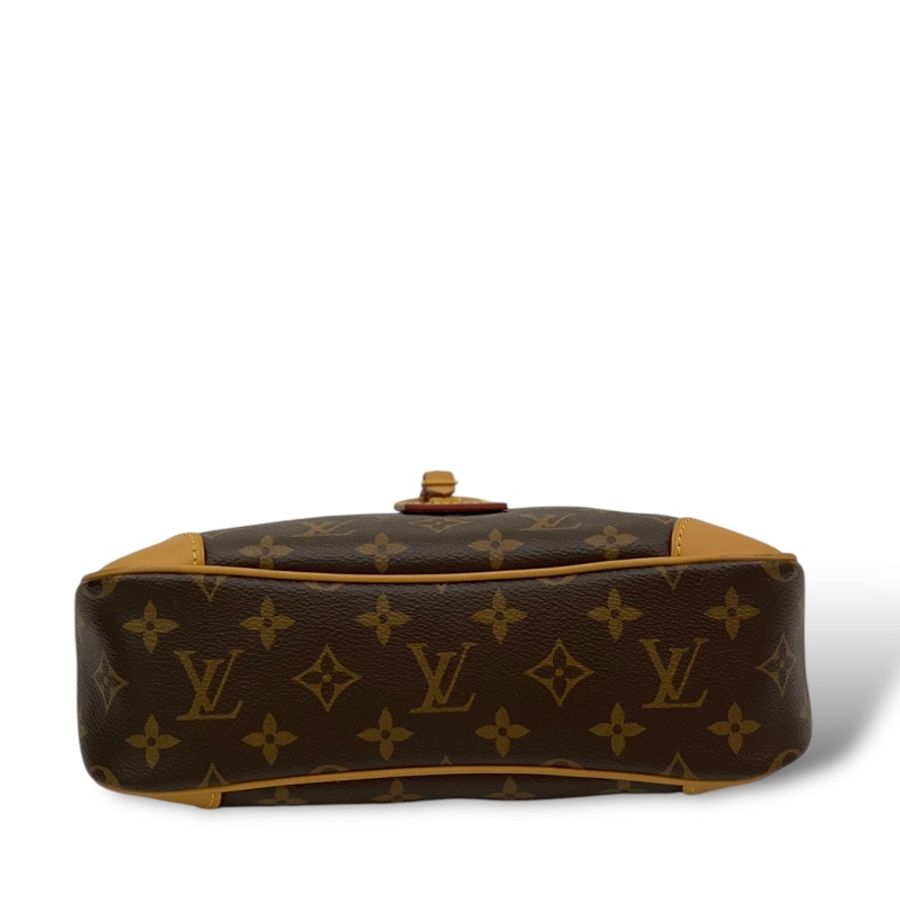 LV 老花金釦Odeon PM一字拉肩斜背包-1