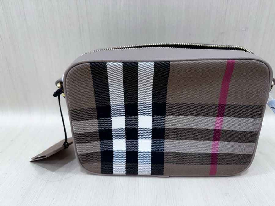 Burberry格紋相機包-3