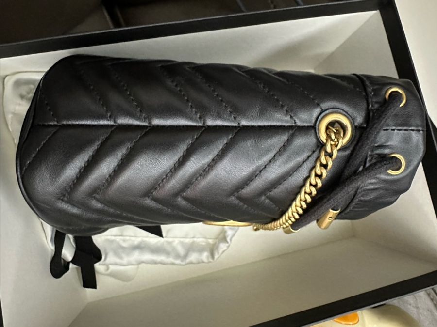 Gucci GG Marmont 迷你水桶包-4