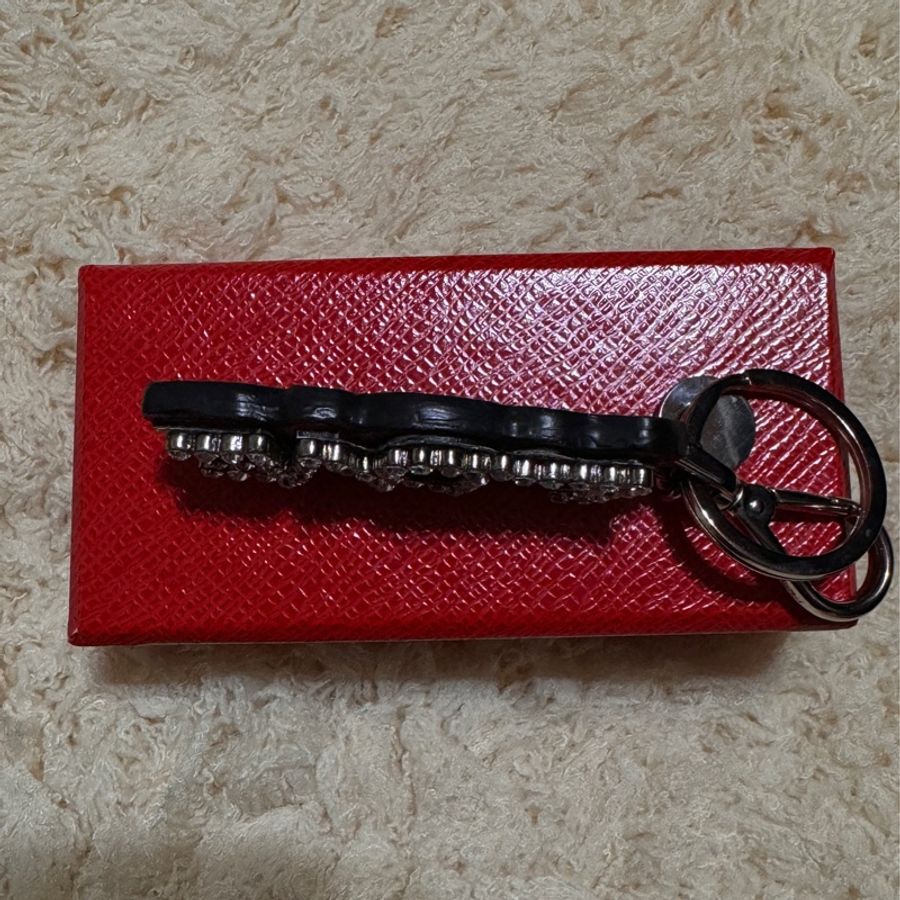 🎉降價🎉Prada LOVE水鑽皮革吊飾-5