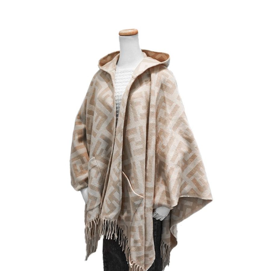 Fendi 羊絨滿版Logo連帽披肩(FXX711-米白)-0