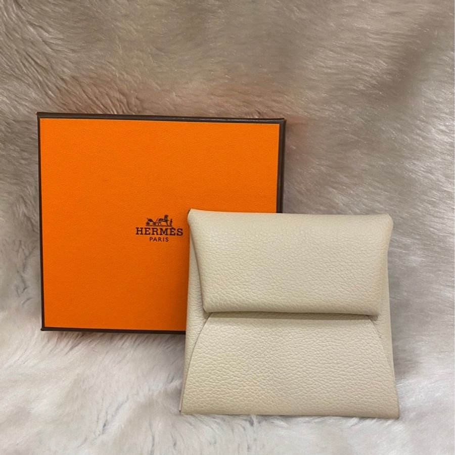 全新|Hermes Bastia 牛皮方形釦式零錢包-2