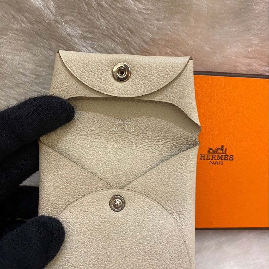全新|Hermes Bastia 牛皮方形釦式零錢包-3