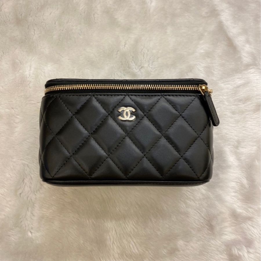 全新｜Chanel 皮穿鏈長盒子 化妝包-0