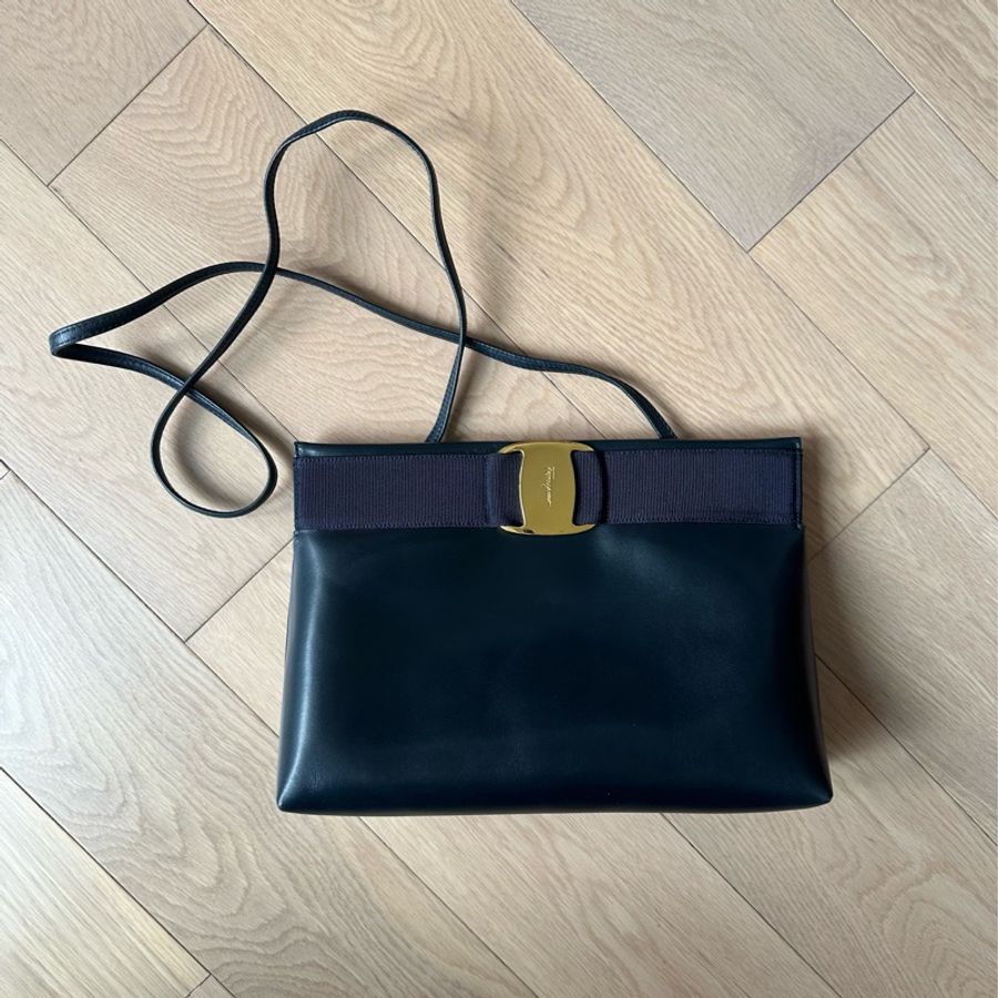 💕清貨價💕復古Salvatore Ferragamo 2 ways 手袋 (斜背/手拿)-0
