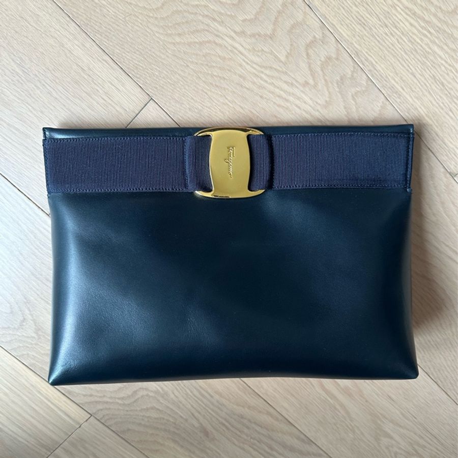 💕清貨價💕復古Salvatore Ferragamo 2 ways 手袋 (斜背/手拿)-14