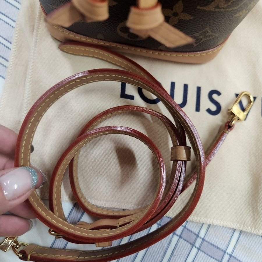 LV Louis Vuitton路易威登M81266 NANO NOE系Monogram帆布牛皮飾邊手提/斜背水筒。-28