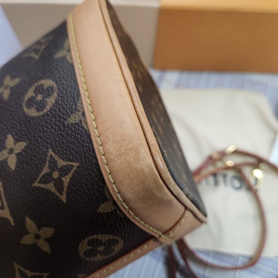 LV Louis Vuitton路易威登M81266 NANO NOE系Monogram帆布牛皮飾邊手提/斜背水筒。-29