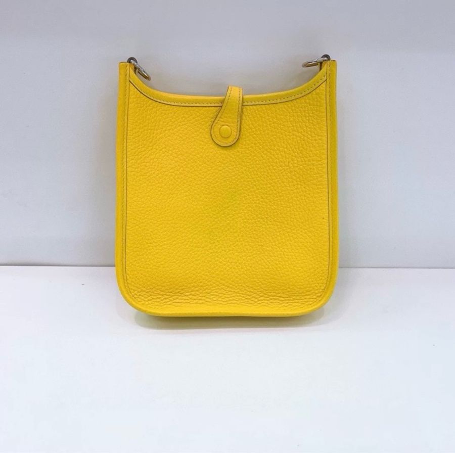 Hermès Mini Evelyn Yellow in excellent condition-2