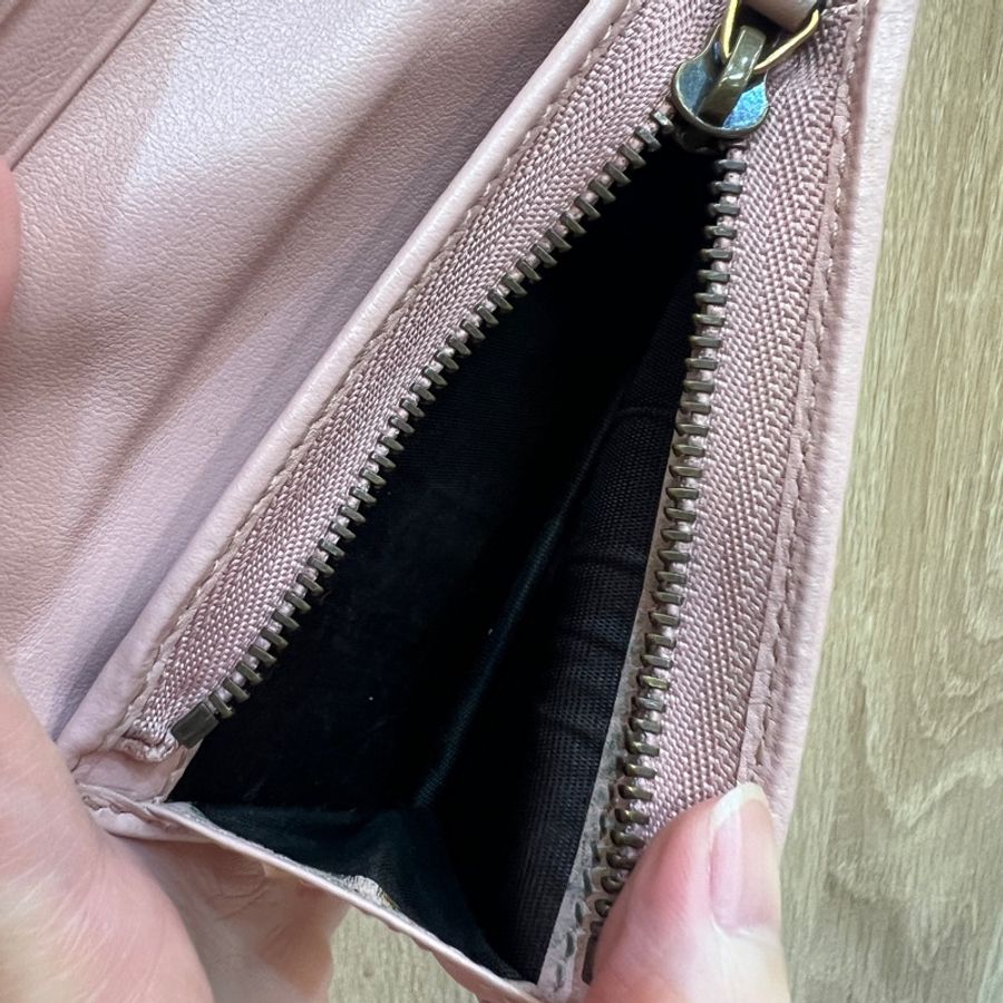 Gucci 粉牛皮霧金釦Mini短夾-12