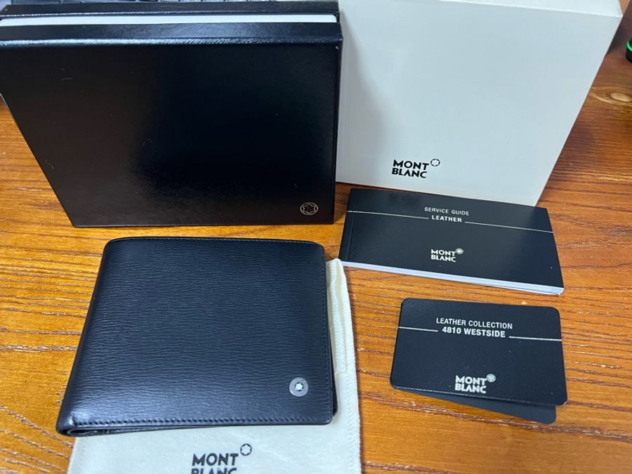 MontBlanc萬寶龍 小花 皮夾11卡夾-0