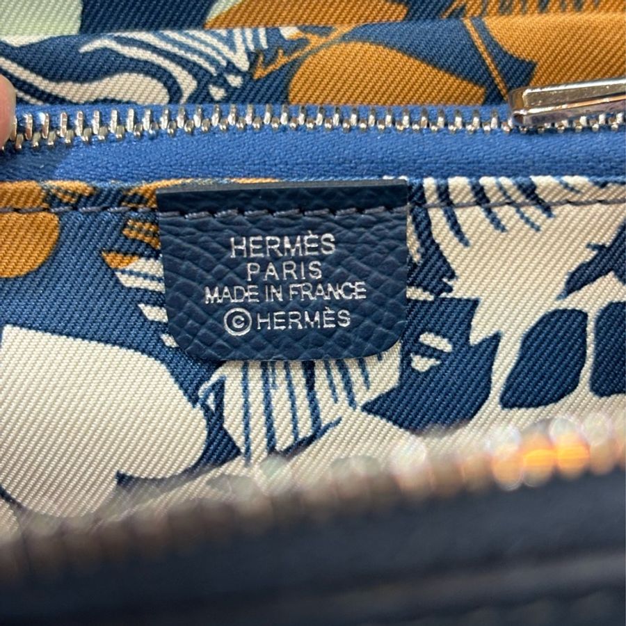 HERMES SILK IN NAVY 深海藍 多彩 EPSOM ㄇ字 絲巾 短夾 皮夾-17