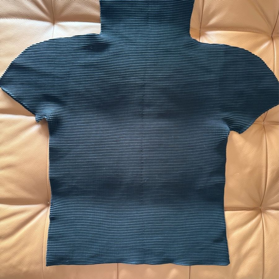 me isseymiyake Pleatsplease 三宅一生黑色上衣-0