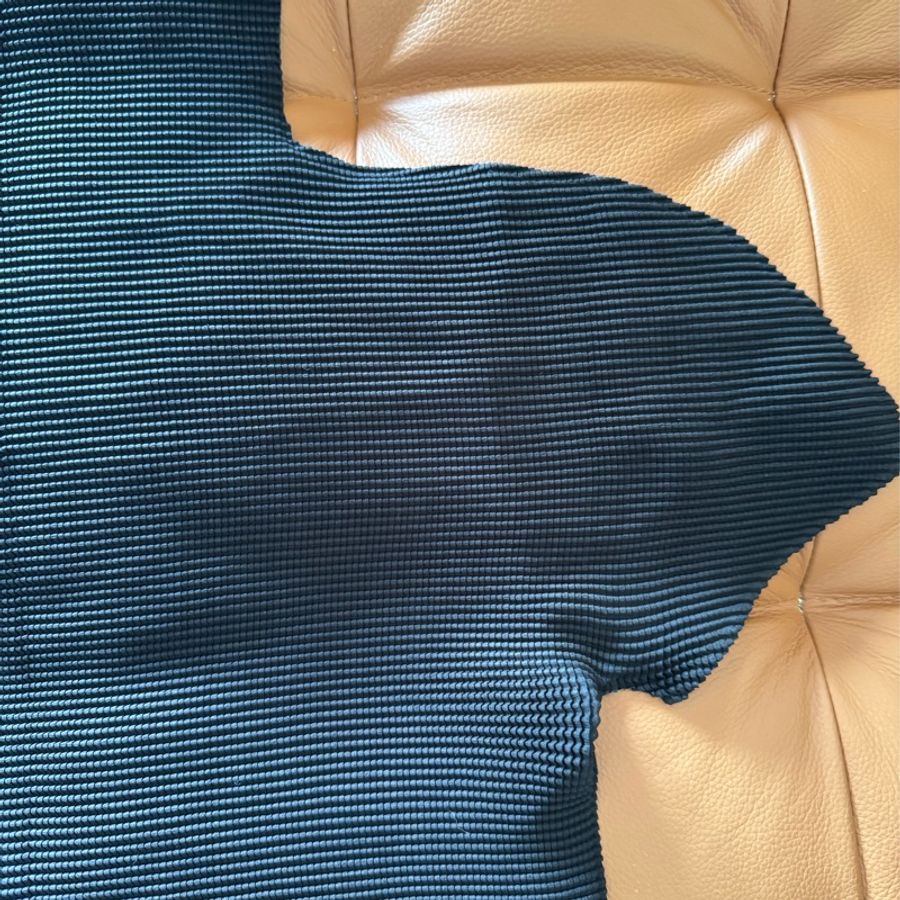 me isseymiyake Pleatsplease 三宅一生黑色上衣-3