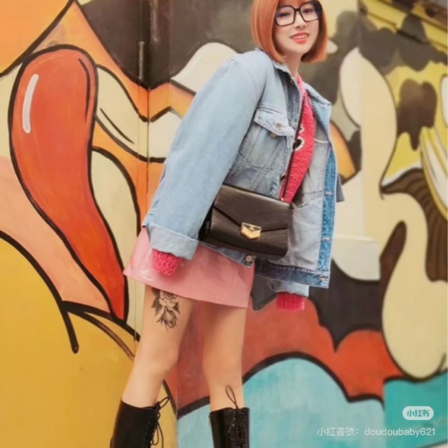 CHANEL 香奈兒 漢堡系列 油蠟牛皮 珐琅 雕刻鏈 黑 信封包 斜背包 肩背包 側背包 手提包-17
