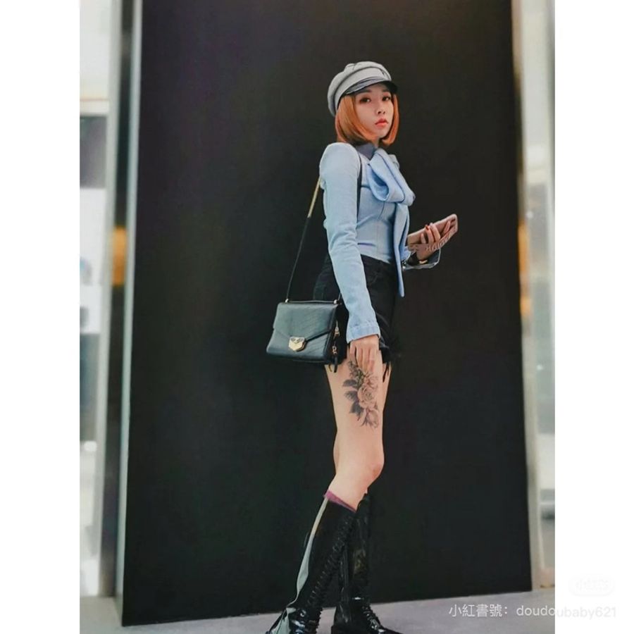 CHANEL 香奈兒 漢堡系列 油蠟牛皮 珐琅 雕刻鏈 黑 信封包 斜背包 肩背包 側背包 手提包-28