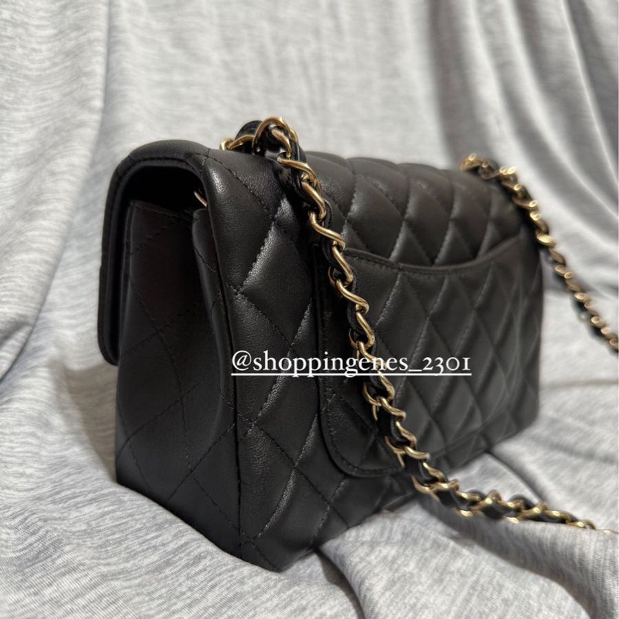 香奈兒 Chanel 全新品 mini cf 大mini 經典迷你包 CF20 黑金羊皮 迷你翻蓋包 🧬小瑕疵🥲-4