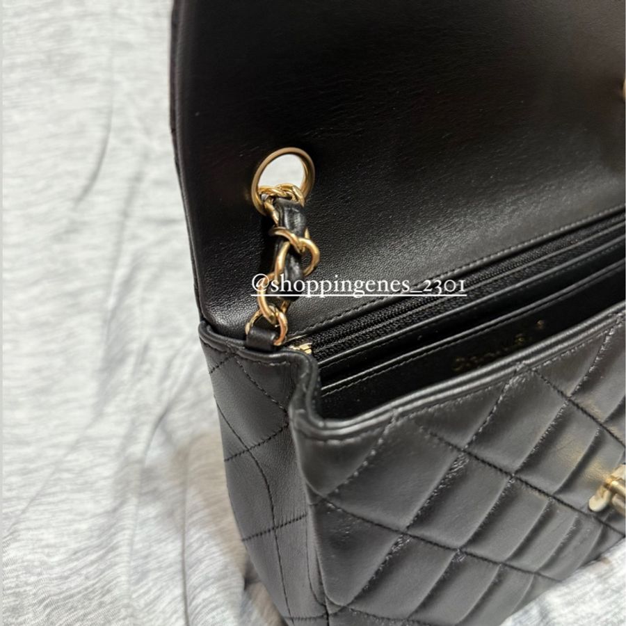 香奈兒 Chanel 全新品 mini cf 大mini 經典迷你包 CF20 黑金羊皮 迷你翻蓋包 🧬小瑕疵🥲-8