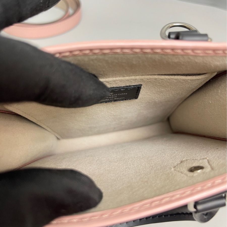 LV路易威登Petit Sac Plat水波紋粉色琴譜包-8