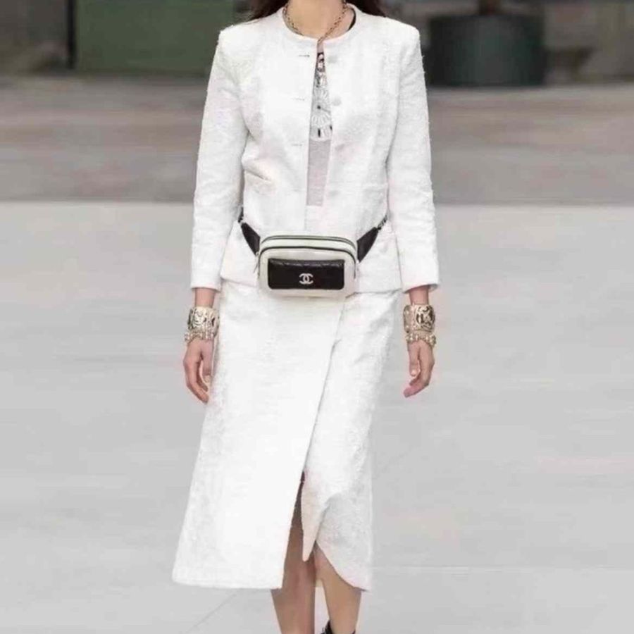 Chanel 秀款蕾絲半身裙正品 34號 只穿一次閒置-0