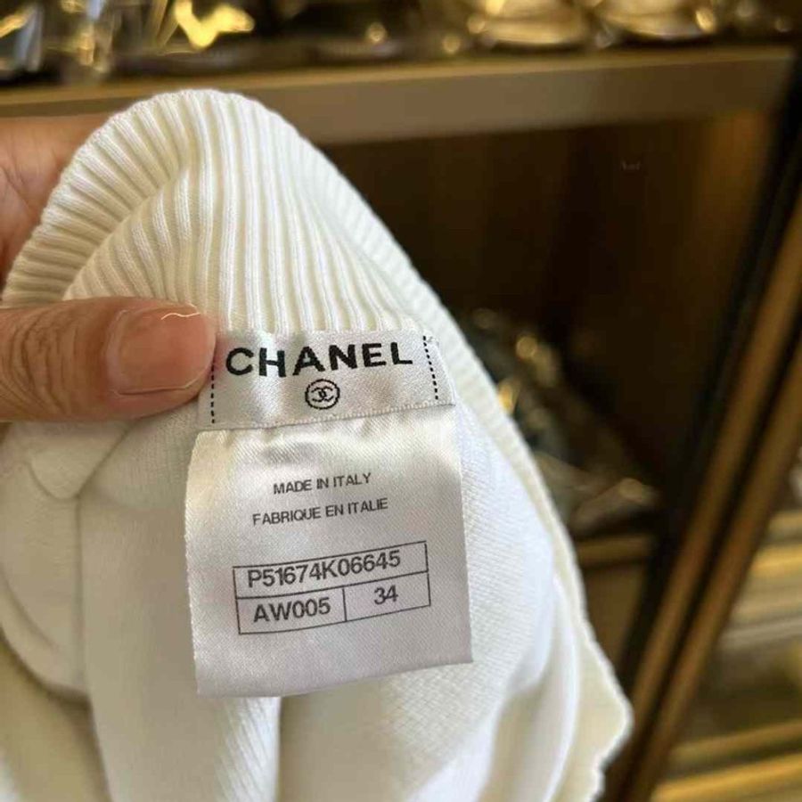 Chanel 短裙 34號 偏大腰圍最大到80  非常新 上身很好看-3