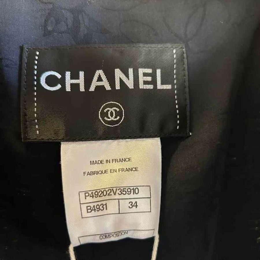 Chanel 秀款連身裙+外套  原價近三十萬 尺寸34碼 全智賢同款 非常新 誠可議-9