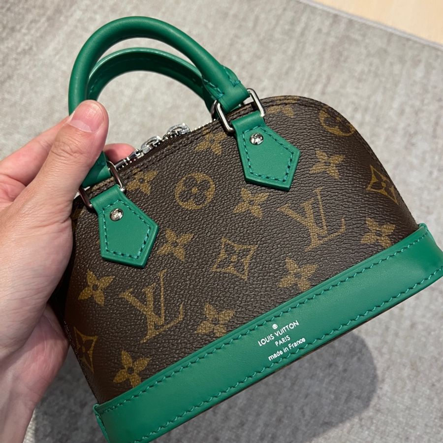 LV 曼谷限定 Nano Alma 清新綠色-1