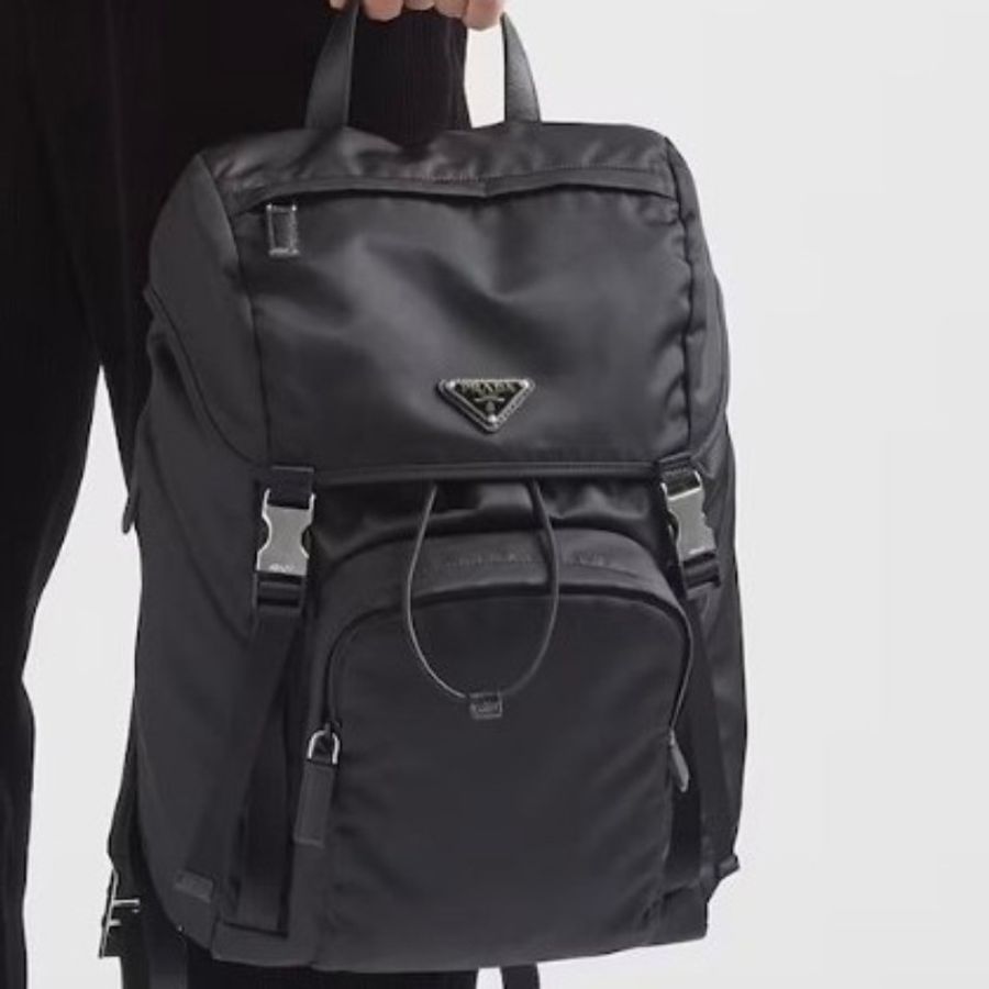 (已保留❌勿下單)Prada Re-nylon saffiano leather backpack 黑色中性款式後背包 尼龍 背囊 雙肩包 男女合用-0